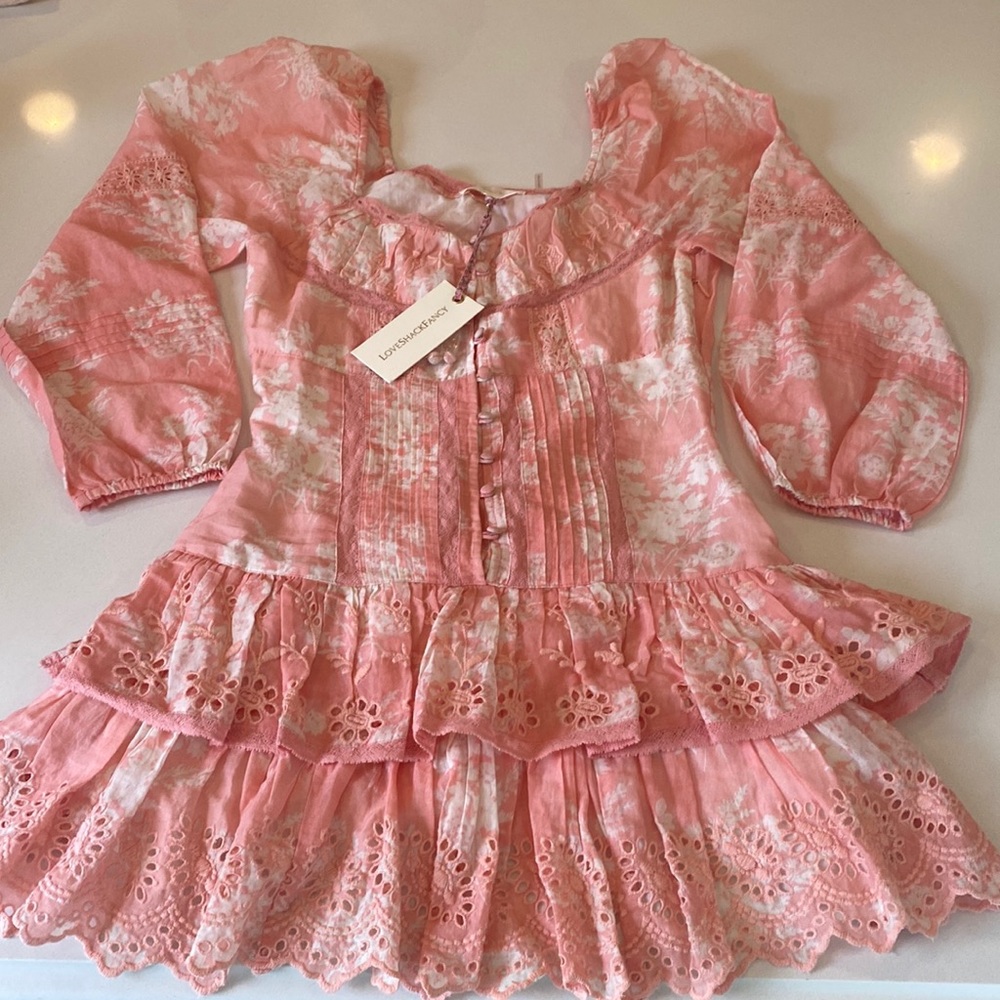 LoveShackFancy, beautiful dress!💃